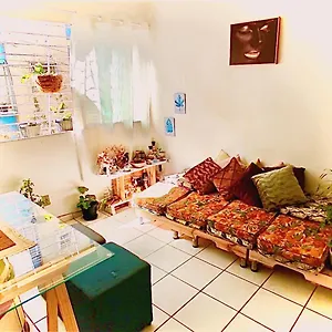 Meu Abrigo Quarto em Acomodações Particulares
